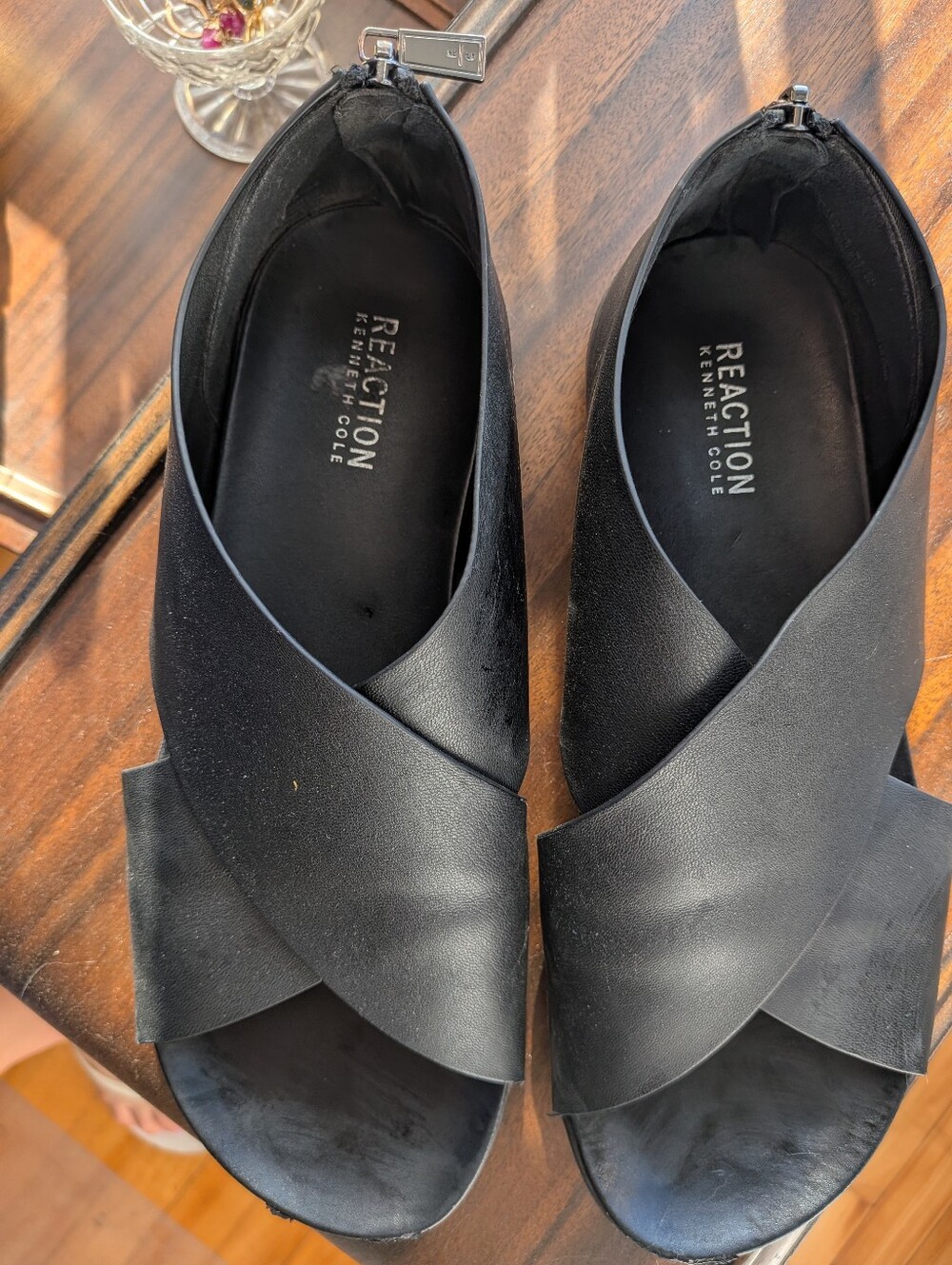 Reaction Kenneth Cole Black Crisscross Slip-On Sandals